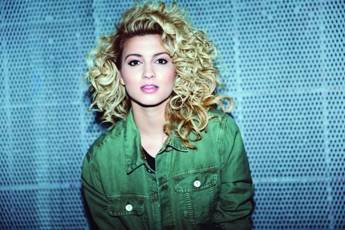 TORI KELLY Photo Nobody Lo 300CMYK 1