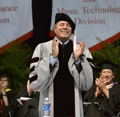 julio iglesaia berkli