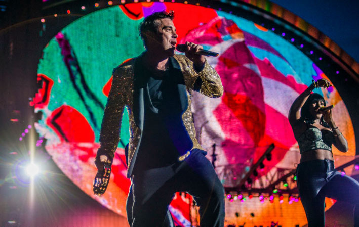 Take the crown tour 2013 1