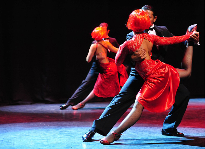Tango in Red Major