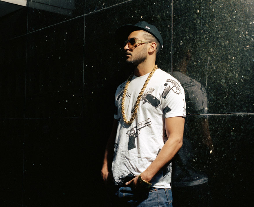 ARMAND_VAN_HELDEN_chain_wall_side_high_res