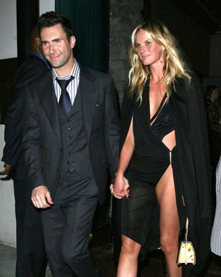 Adam_Levine_Anne_Vyalitsyna