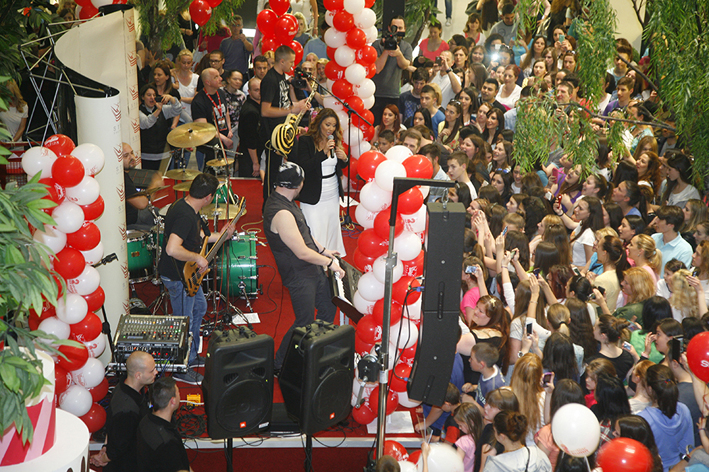 Ana Nikolic koncert u Stadion SC
