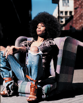Erykah_Badu_2