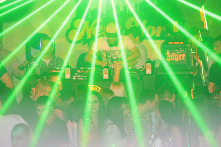 DJ Funkerman u klubu Magacin 11