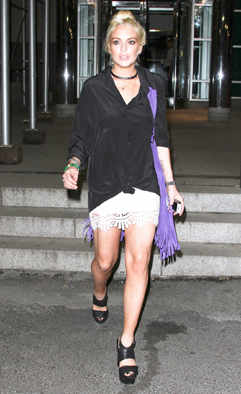 Lindsay Lohan Midtown NY 12.08.11