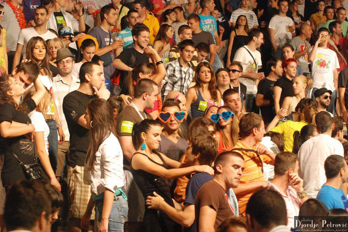 LoveFest 2011, prvo vece