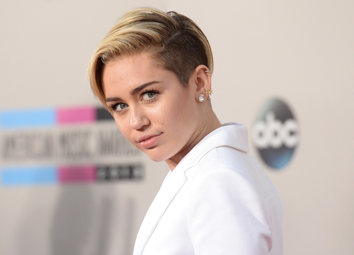 Miley Cyrus 2013 American Music Awards