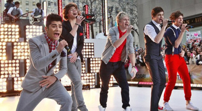 One-Direction-Announce-3D-Movie-for-August-2013