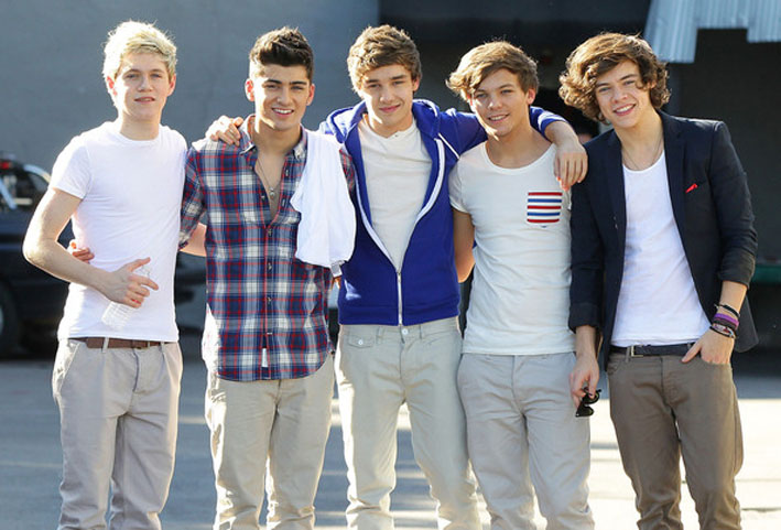 One_Direction_Outside_Studio