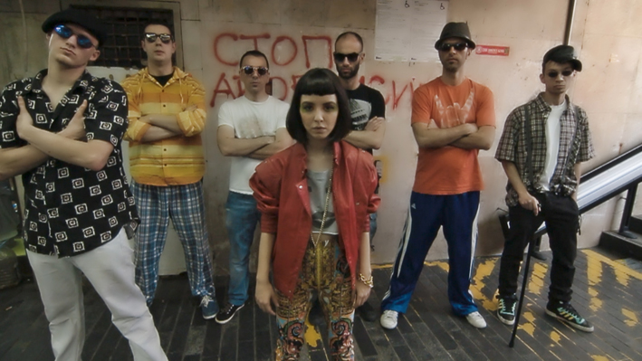 Svi na pod - Zlatne spirale 2