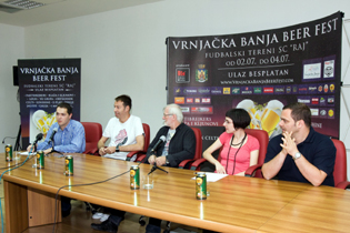 Press_BeerFestVB_2010_03