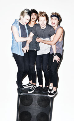 5-Seconds-Of-Summer-universalmusic.rs-(3)