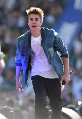 Justin_Bieber_Wango_Tango_2012