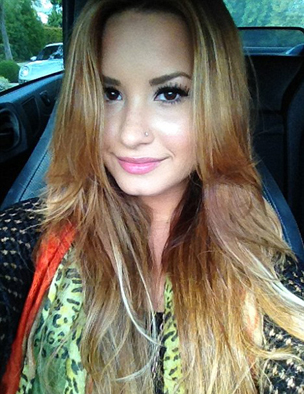 demi-lovato-blonde_2012