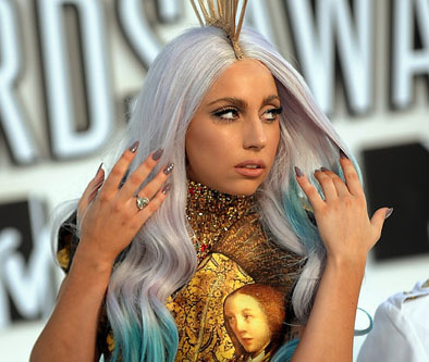 lady-gaga-vma-2010