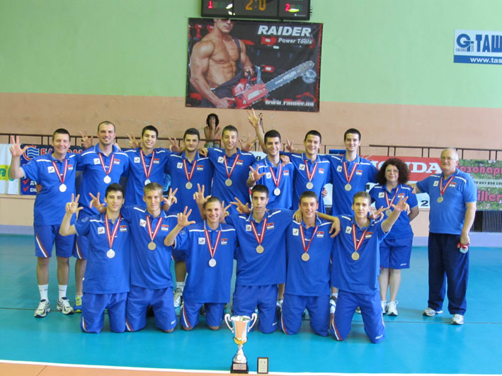 pioniri medalja