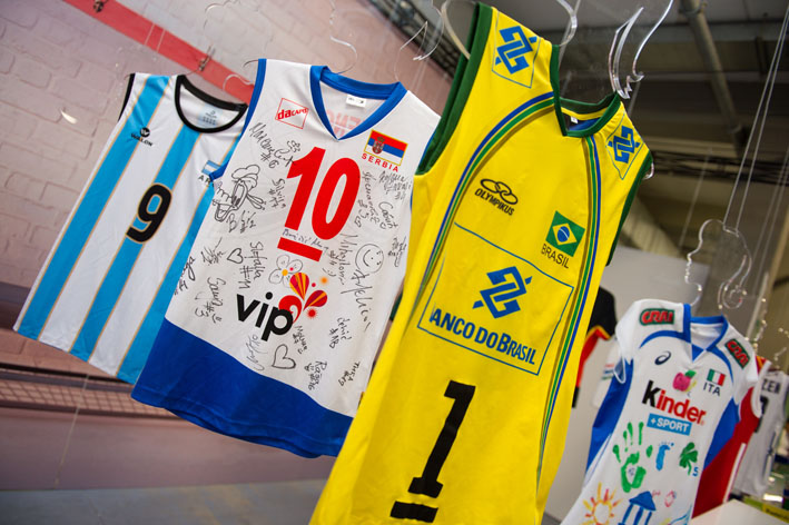 DRESOVI SRB, BRA, ITA, ARG....