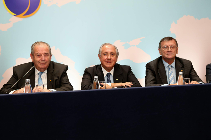 CEV 20151016-163744 sastanak