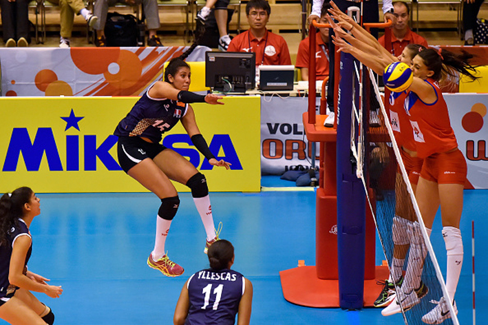 seniorke Peru v Serbia