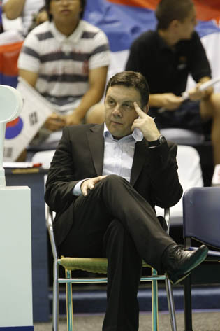 igor_kolakovic_rep_odbojka_zabrinut