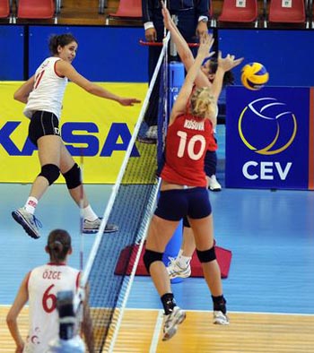 turska_slovacka_juniorke