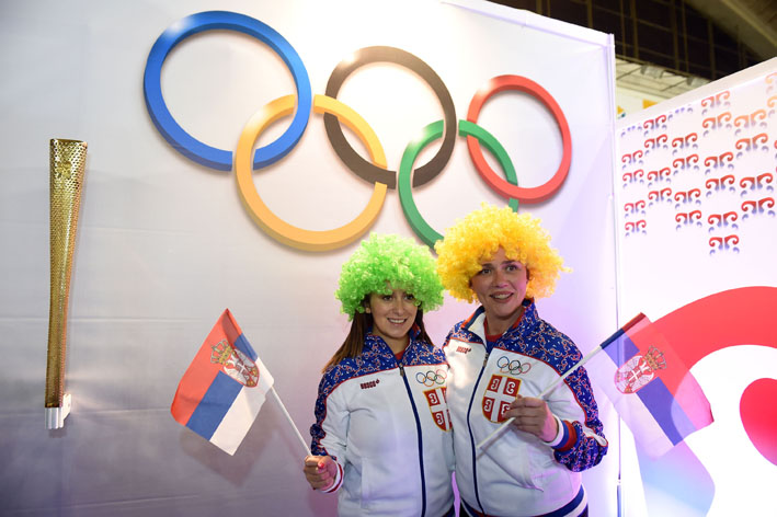 Andrea Arsovic i Jasna Sekaric na standu OKS