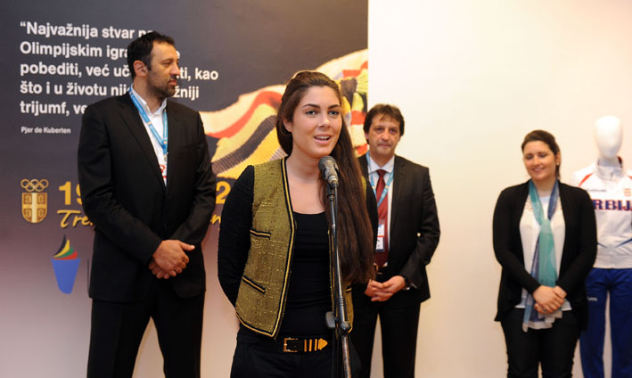 Milica Mandic otvorila izlozbu Trenuci za pamcenje