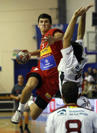 drasko_nenadic_ruk_cz