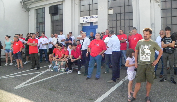 sttenis zivi zid pred salom