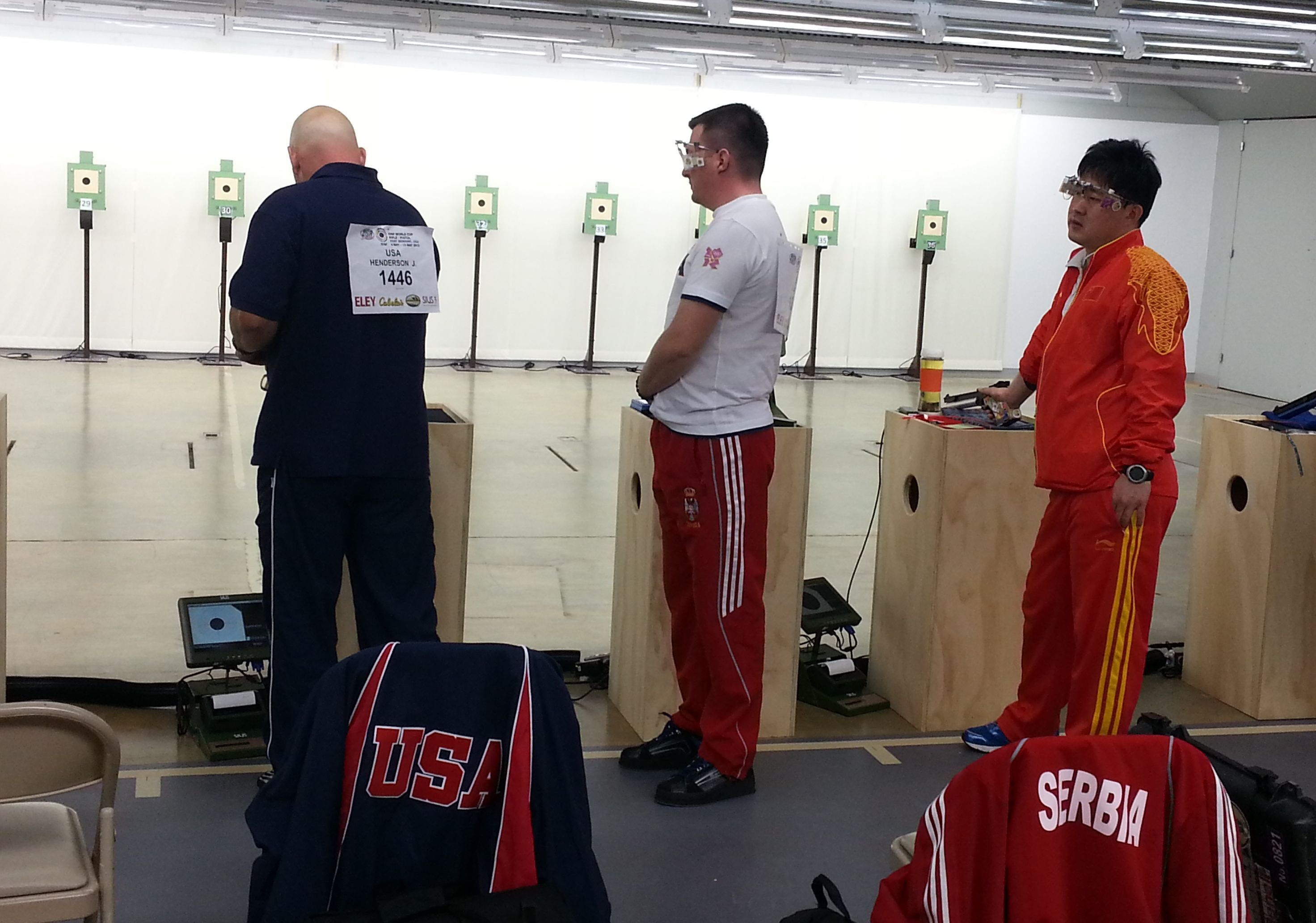 andija zlatic u sredini