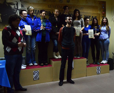 zele serniorke ekipno