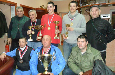 memrijal najbolji sa predsednikom saveza p sotrom stoji levo