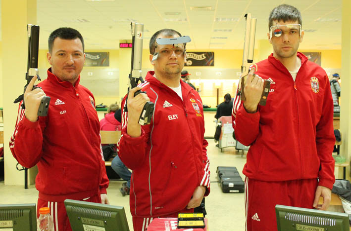 ARNHEM PISTOLJI BRONZA ZLATIC MIKEC GRGIC