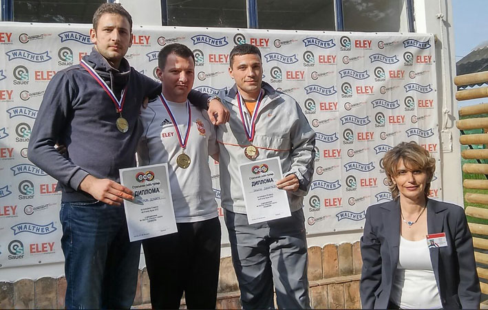 KUP MAJ SENIORI PISTOLJ