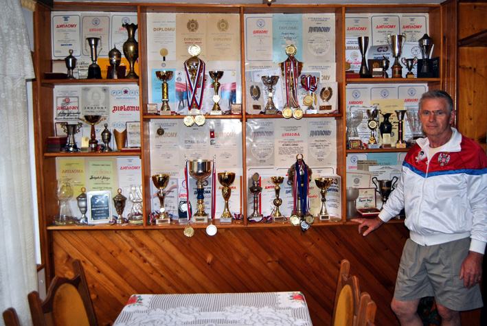 Novica-Petrovic kod-kuce 01