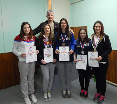 lucani seniorke pistolj