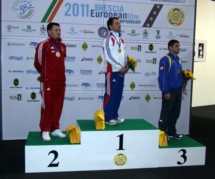 zlatic_levo_sa_srebrom