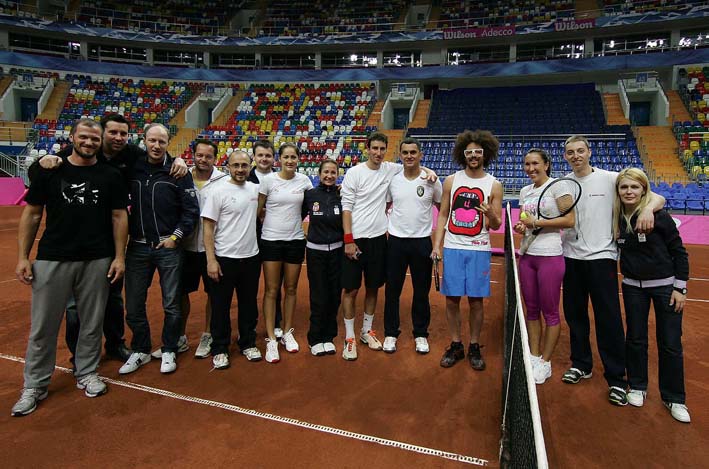 FED_CUP_TEAM_&_RED_FOO_01