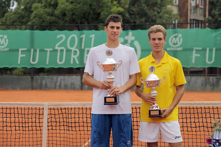 Nikola Cacic i finalista Axel Michion