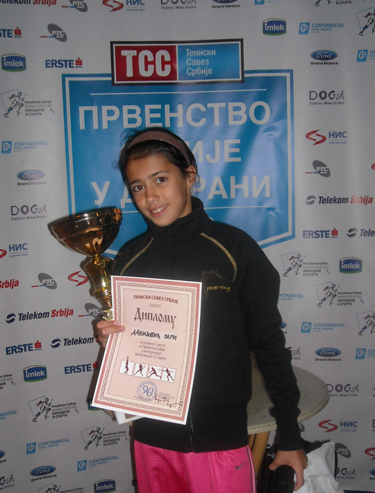 Olga Danilovic sampionka Srbije dvoranskog prvenstva 2012 u konkurenciji do 12 godina