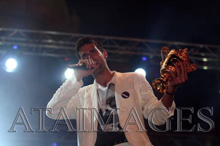 nole_docek_skupstina