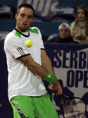 viktor_troicki