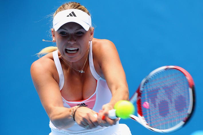 carolinewozniacki_19_01