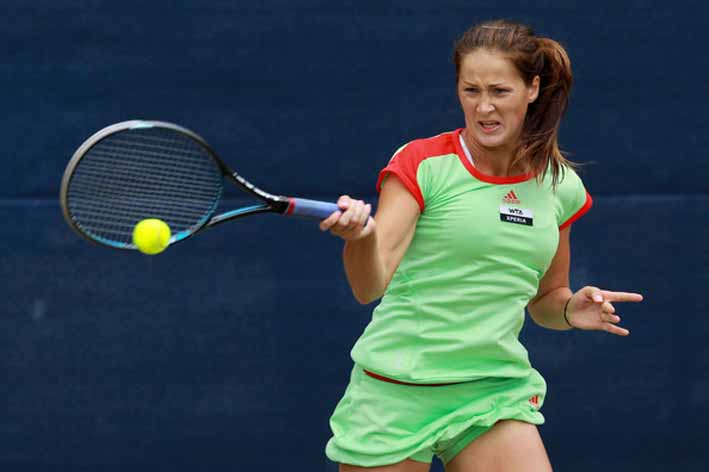 Bojana_Jovanovski__zelena_majica_2012