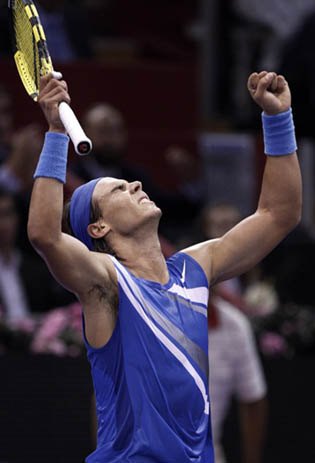 Rafael_Nadal_slavlje_ruke