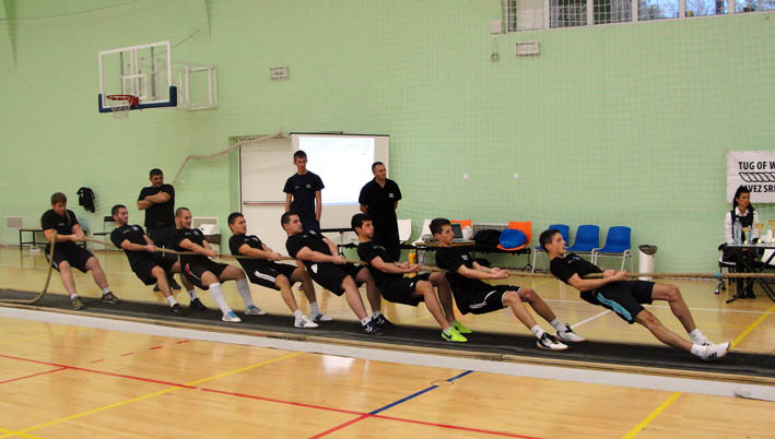 tug of war (3)