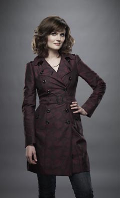 Bones S6 Emily Deschanel 001