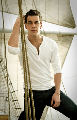 mario-casas-en-el-barco