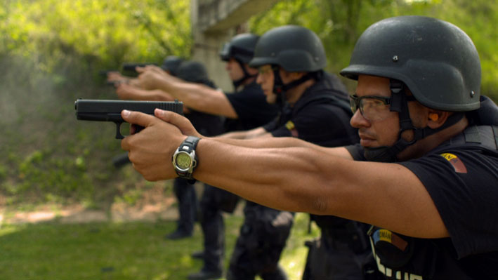 policajci na zadatku 4